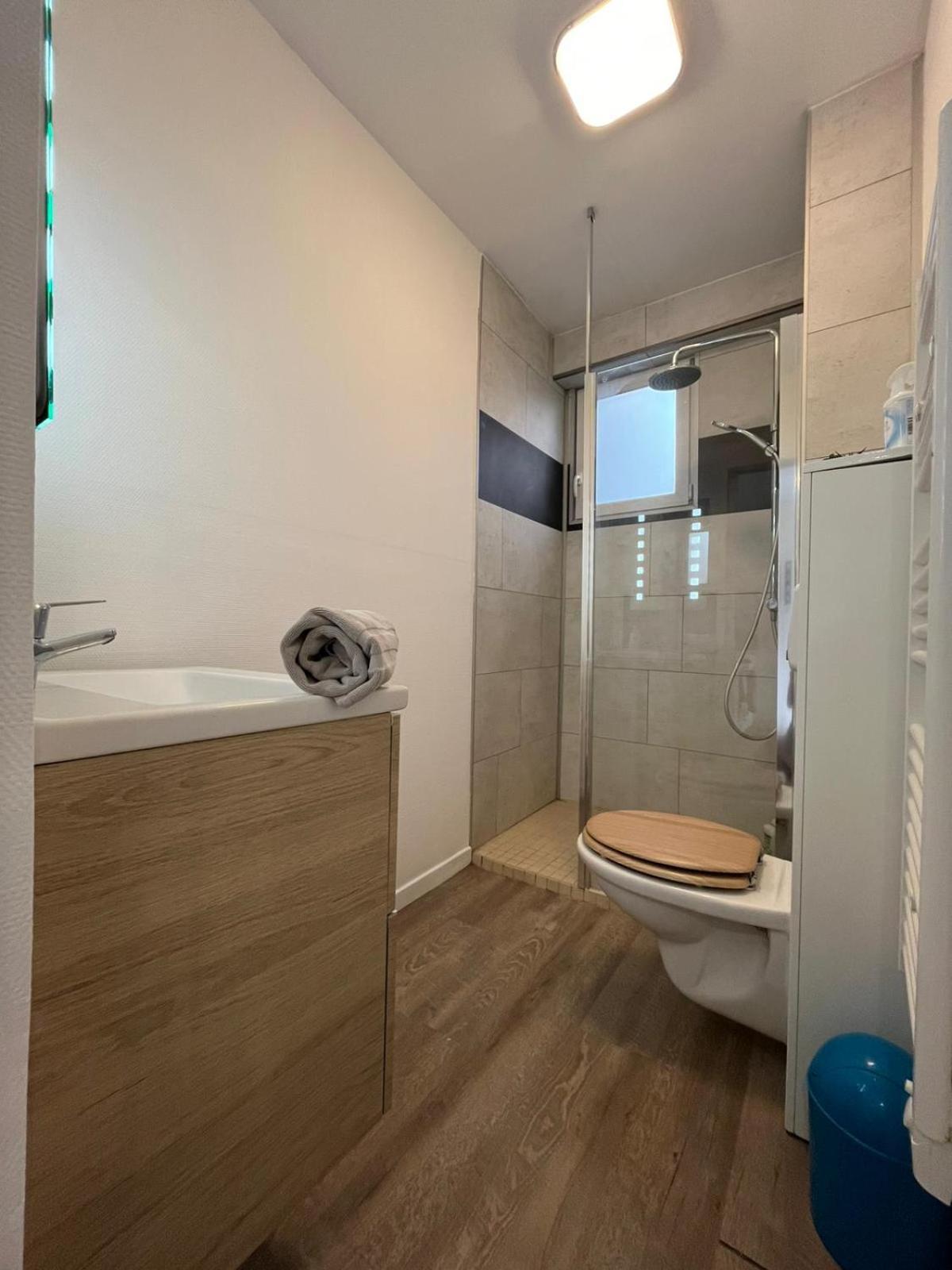 L'Escale Niortaise - Centre-Ville - 10Mn Gare - Wifi - Netflix Esterno foto
